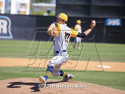 Thumbnail 2 in Bonita Vista vs. Vista (66th Annual SD Lions Tournament Premier Division Semifinal) photogallery.