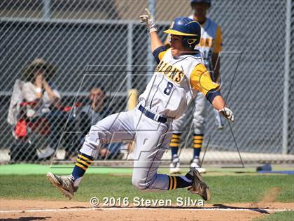 Thumbnail 3 in Bonita Vista vs. Vista (66th Annual SD Lions Tournament Premier Division Semifinal) photogallery.