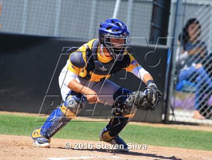 Thumbnail 1 in Bonita Vista vs. Vista (66th Annual SD Lions Tournament Premier Division Semifinal) photogallery.
