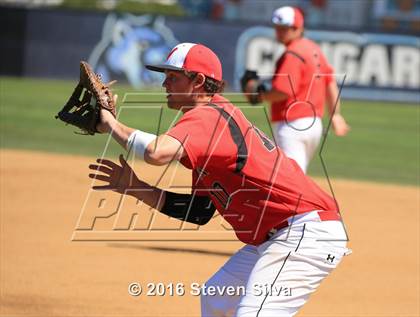 Thumbnail 2 in Bonita Vista vs. Vista (66th Annual SD Lions Tournament Premier Division Semifinal) photogallery.