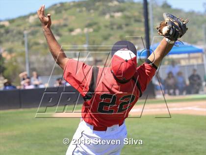 Thumbnail 2 in Bonita Vista vs. Vista (66th Annual SD Lions Tournament Premier Division Semifinal) photogallery.