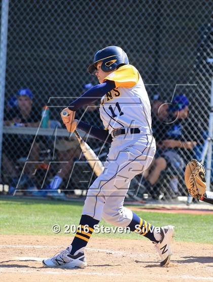 Thumbnail 1 in Bonita Vista vs. Vista (66th Annual SD Lions Tournament Premier Division Semifinal) photogallery.