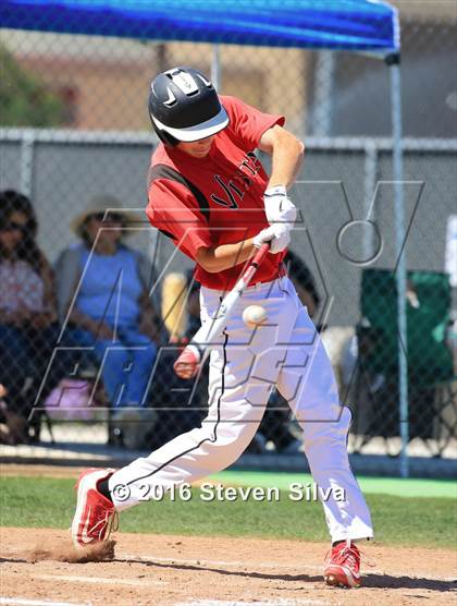 Thumbnail 2 in Bonita Vista vs. Vista (66th Annual SD Lions Tournament Premier Division Semifinal) photogallery.