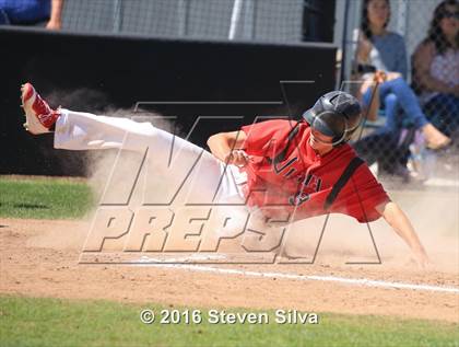 Thumbnail 1 in Bonita Vista vs. Vista (66th Annual SD Lions Tournament Premier Division Semifinal) photogallery.