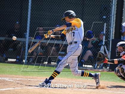 Thumbnail 3 in Bonita Vista vs. Vista (66th Annual SD Lions Tournament Premier Division Semifinal) photogallery.