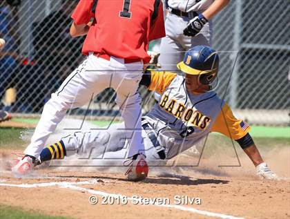 Thumbnail 2 in Bonita Vista vs. Vista (66th Annual SD Lions Tournament Premier Division Semifinal) photogallery.