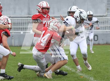 Thumbnail 3 in Hamilton-Wenham Regional @ Amesbury photogallery.