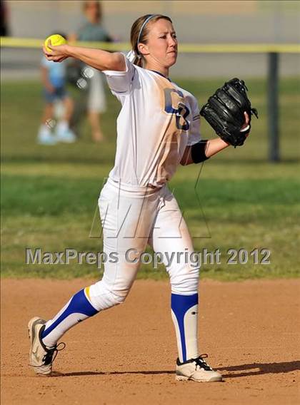 Thumbnail 3 in Burbank @ Charter Oak photogallery.