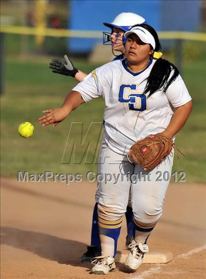 Thumbnail 3 in Burbank @ Charter Oak photogallery.