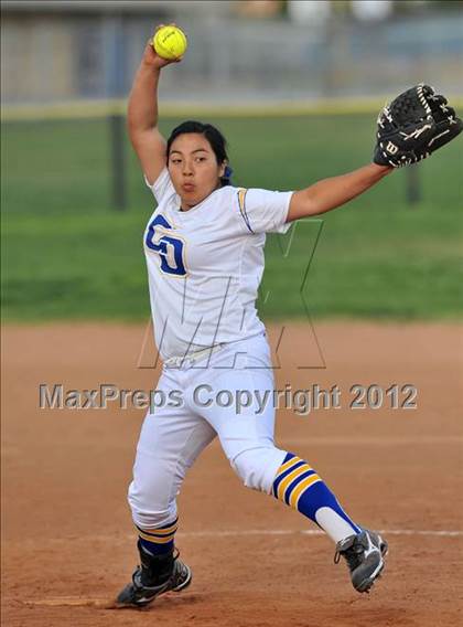 Thumbnail 3 in Burbank @ Charter Oak photogallery.