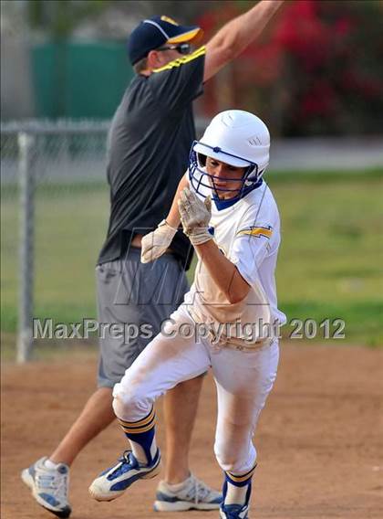 Thumbnail 2 in Burbank @ Charter Oak photogallery.