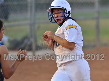 Thumbnail 3 in Burbank @ Charter Oak photogallery.