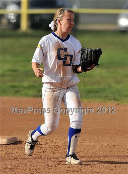 Thumbnail 2 in Burbank @ Charter Oak photogallery.