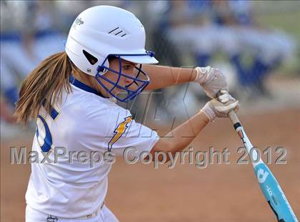 Thumbnail 3 in Burbank @ Charter Oak photogallery.