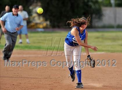 Thumbnail 3 in Burbank @ Charter Oak photogallery.