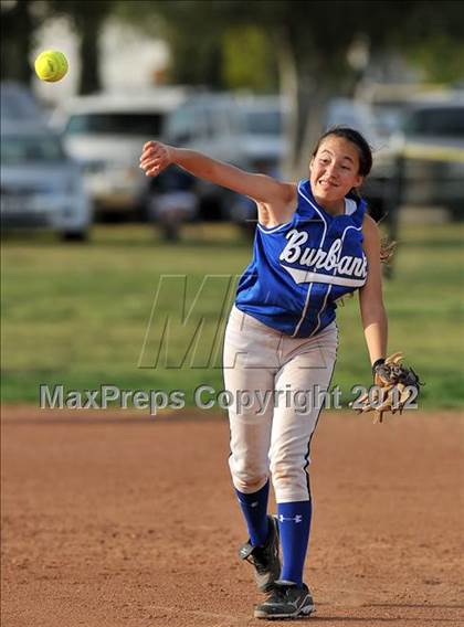 Thumbnail 3 in Burbank @ Charter Oak photogallery.