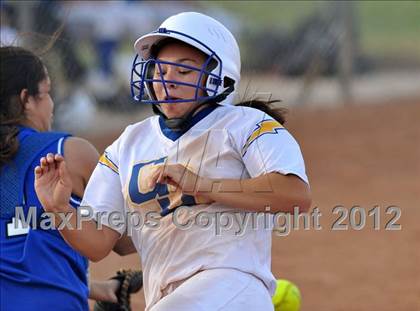 Thumbnail 2 in Burbank @ Charter Oak photogallery.