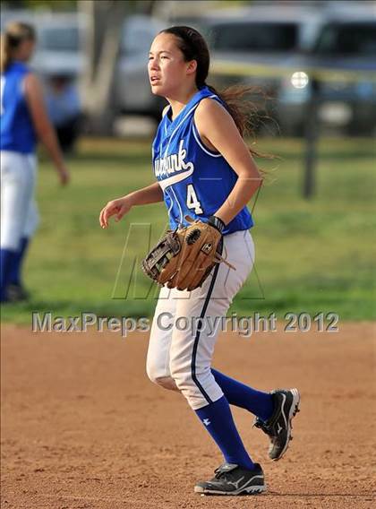 Thumbnail 1 in Burbank @ Charter Oak photogallery.