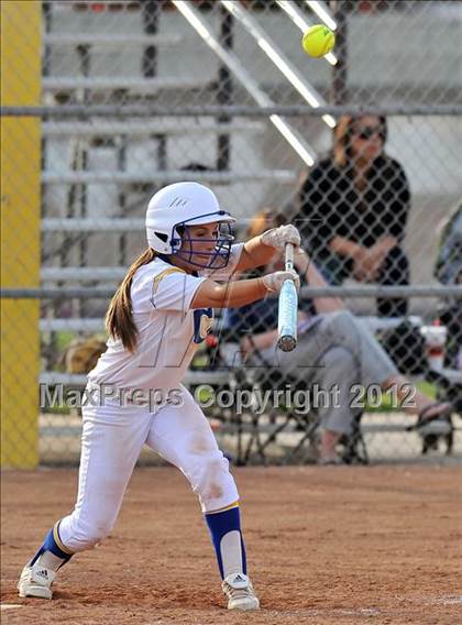 Thumbnail 2 in Burbank @ Charter Oak photogallery.