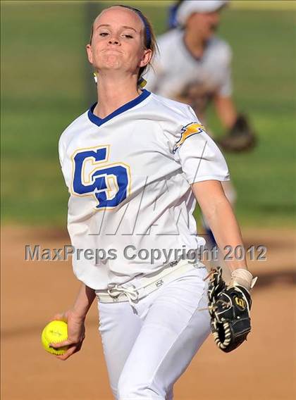 Thumbnail 1 in Burbank @ Charter Oak photogallery.