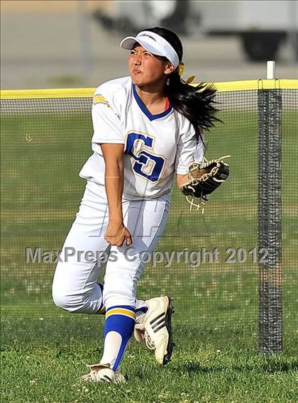 Thumbnail 3 in Burbank @ Charter Oak photogallery.