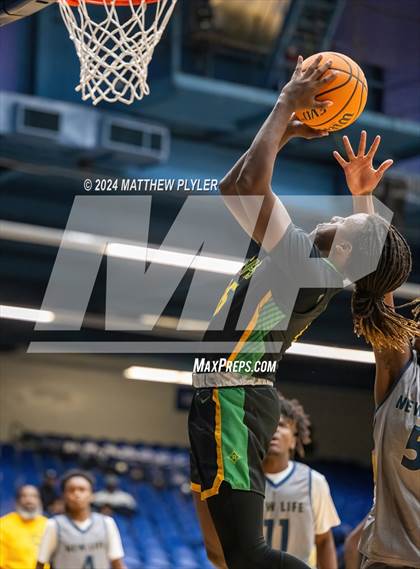 Thumbnail 1 in New Life Christian Academy vs. Richmond (Hoops & Dreams Showcase) photogallery.