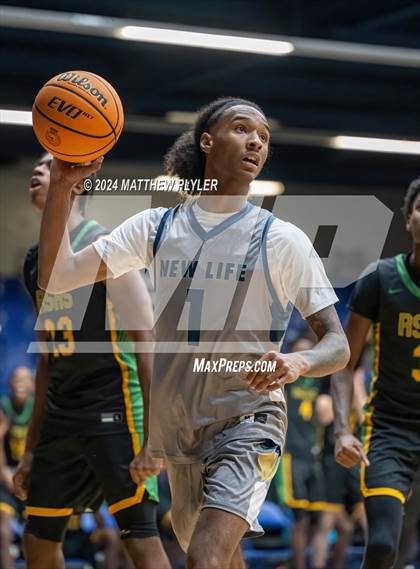 Thumbnail 2 in New Life Christian Academy vs. Richmond (Hoops & Dreams Showcase) photogallery.
