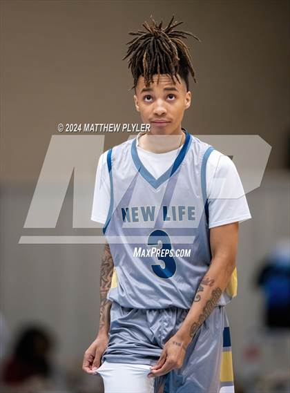 Thumbnail 1 in New Life Christian Academy vs. Richmond (Hoops & Dreams Showcase) photogallery.