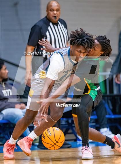 Thumbnail 1 in New Life Christian Academy vs. Richmond (Hoops & Dreams Showcase) photogallery.