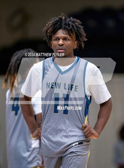 Thumbnail 2 in New Life Christian Academy vs. Richmond (Hoops & Dreams Showcase) photogallery.