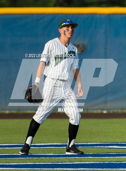 Thumbnail 1 in Medina Valley @ Southwest (UIL District 28-5A fourth-place tiebreaker) photogallery.