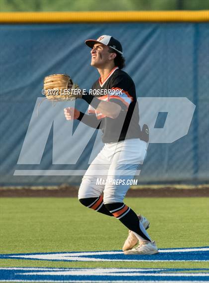 Thumbnail 2 in Medina Valley @ Southwest (UIL District 28-5A fourth-place tiebreaker) photogallery.