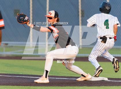 Thumbnail 1 in Medina Valley @ Southwest (UIL District 28-5A fourth-place tiebreaker) photogallery.