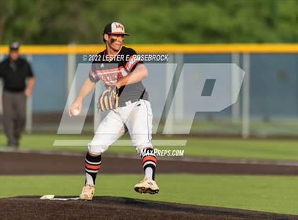 Thumbnail 3 in Medina Valley @ Southwest (UIL District 28-5A fourth-place tiebreaker) photogallery.