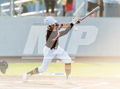 Thumbnail 2 in Medina Valley @ Southwest (UIL District 28-5A fourth-place tiebreaker) photogallery.