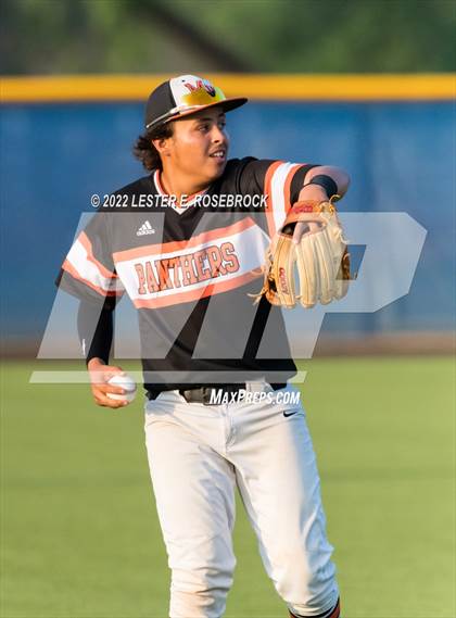 Thumbnail 1 in Medina Valley @ Southwest (UIL District 28-5A fourth-place tiebreaker) photogallery.