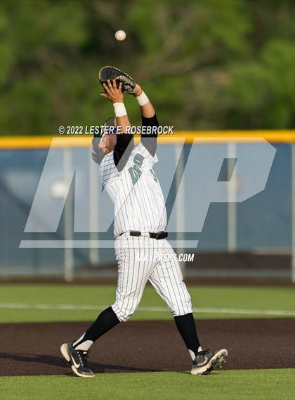 Thumbnail 3 in Medina Valley @ Southwest (UIL District 28-5A fourth-place tiebreaker) photogallery.