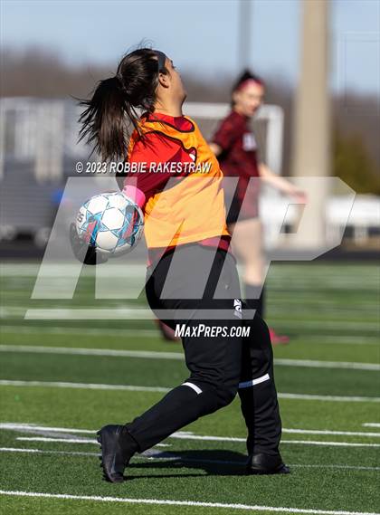 Thumbnail 3 in Ford vs Braswell (Forney Invitational Tournament) photogallery.