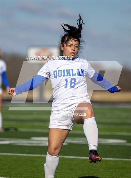 Thumbnail 3 in Ford vs Braswell (Forney Invitational Tournament) photogallery.