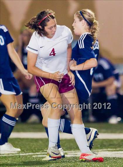 Thumbnail 2 in Pearland vs Fort Bend Clements (Region III Bi-District Playoff) photogallery.