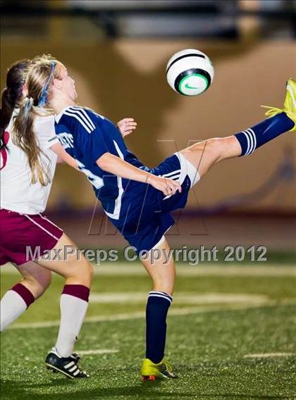 Thumbnail 3 in Pearland vs Fort Bend Clements (Region III Bi-District Playoff) photogallery.