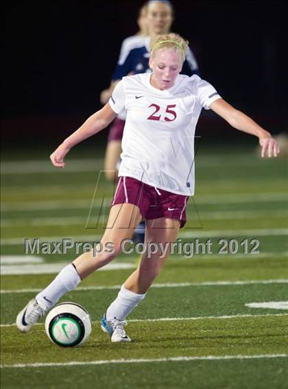 Thumbnail 3 in Pearland vs Fort Bend Clements (Region III Bi-District Playoff) photogallery.