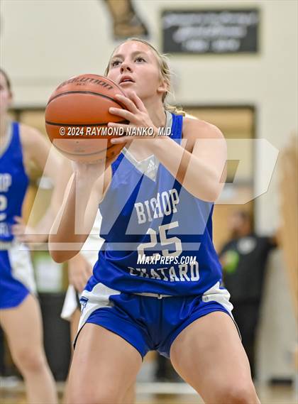 Thumbnail 1 in Indianapolis Bishop Chatard @ Mt. Vernon  photogallery.