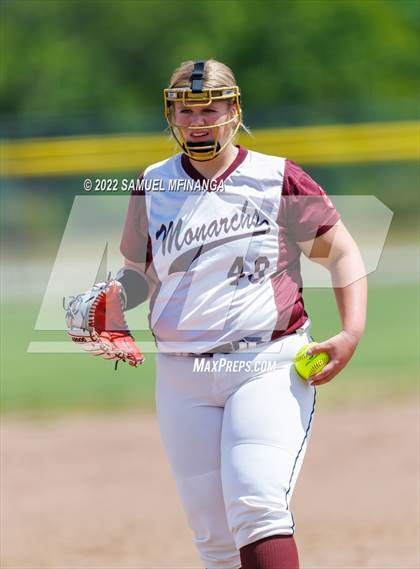 Thumbnail 1 in Papillion-LaVista vs Millard South photogallery.