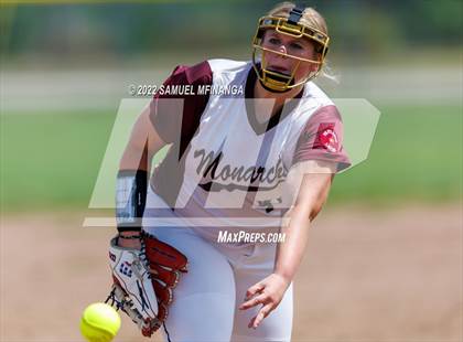 Thumbnail 2 in Papillion-LaVista vs Millard South photogallery.