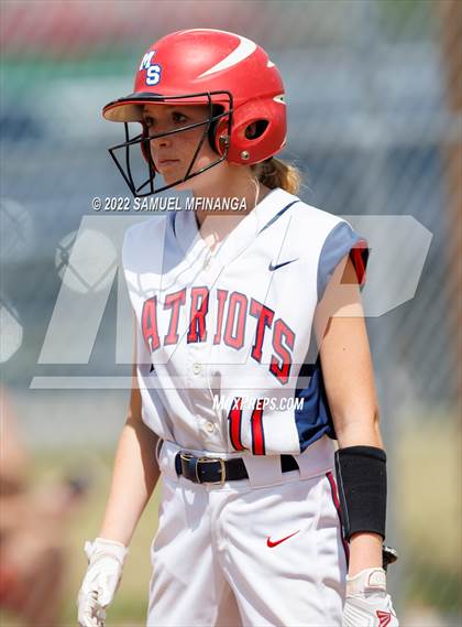 Thumbnail 2 in Papillion-LaVista vs Millard South photogallery.