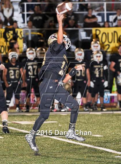 Thumbnail 3 in Don Lugo vs. San Marino photogallery.