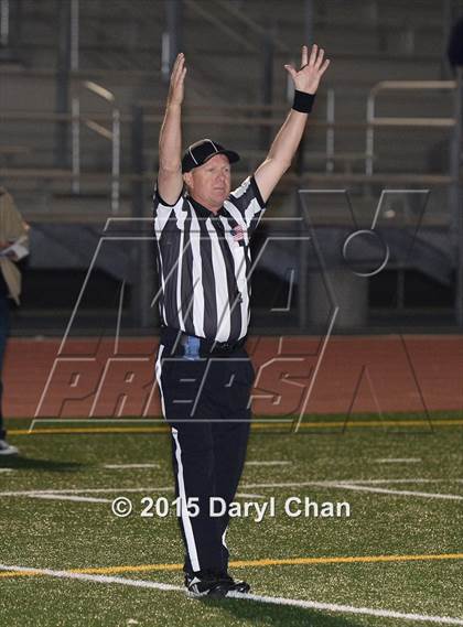 Thumbnail 3 in Don Lugo vs. San Marino photogallery.