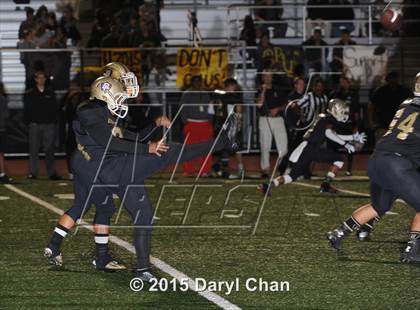 Thumbnail 2 in Don Lugo vs. San Marino photogallery.