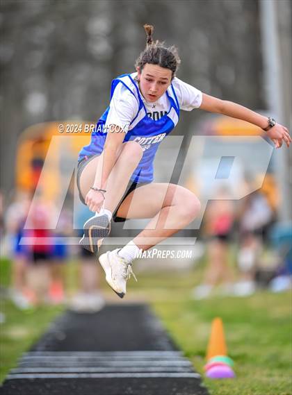 Thumbnail 2 in Jr Bomber Relays (Triple Jump) photogallery.